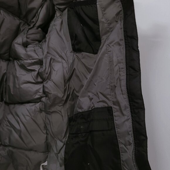 JanSport Star Patch Puffer Jacket - Picture 4 of 8